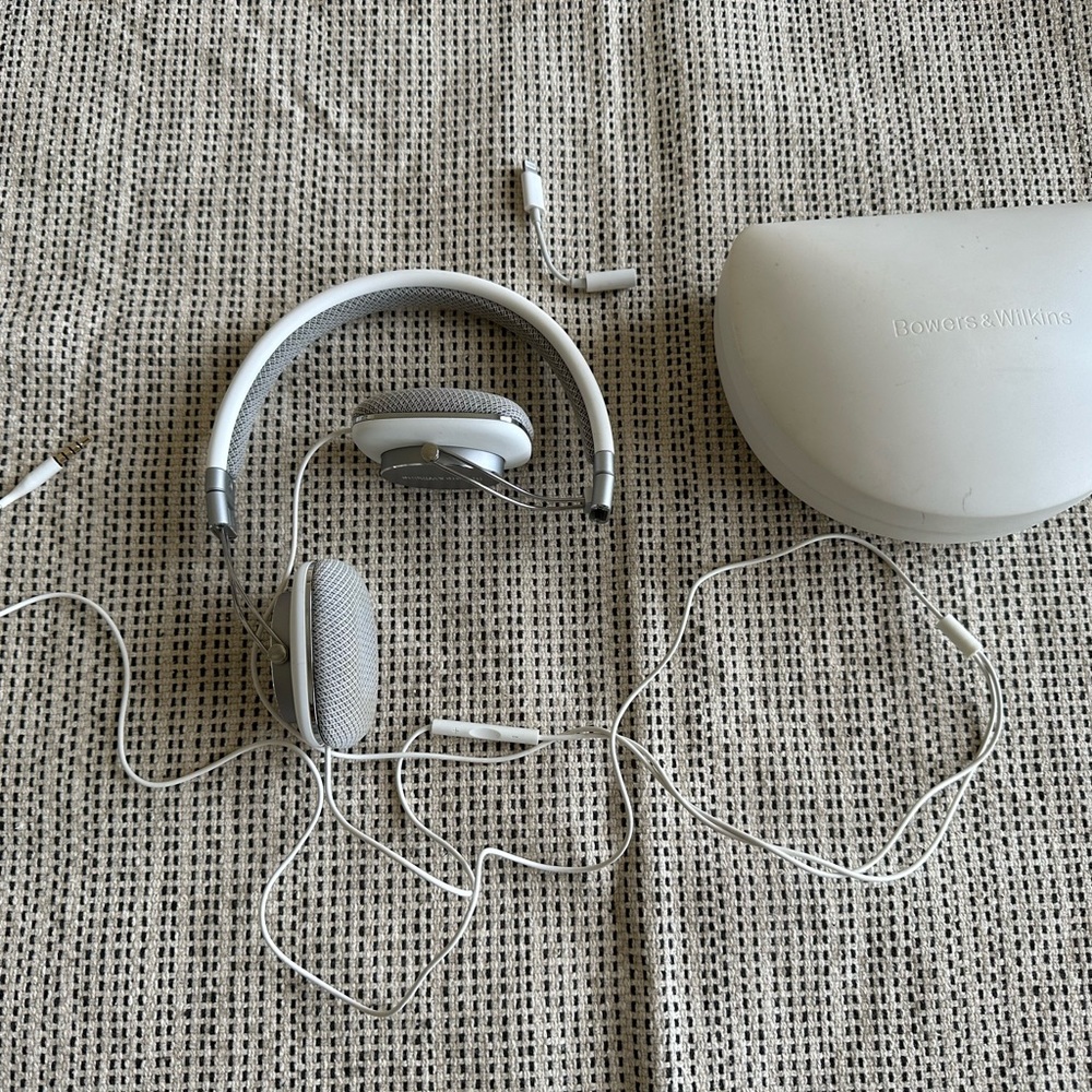 Bowers & Wilkins headphones